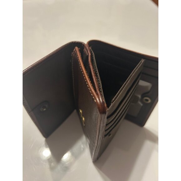 Fossil Genuine Leather - Picture 9 of 10